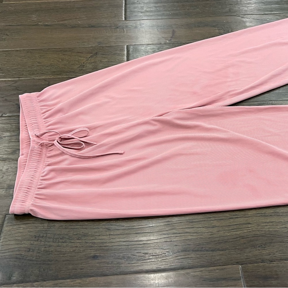 Xhange Pants - Picture 2 of 9